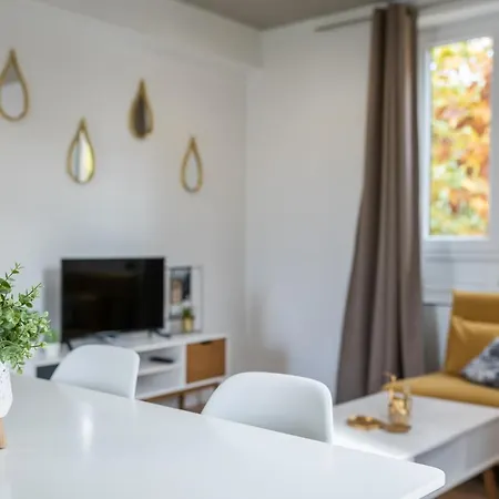 Moderno En Centro De Apartmán *