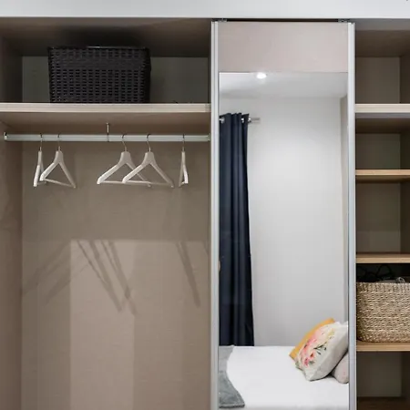 Moderno En Centro De Appartement